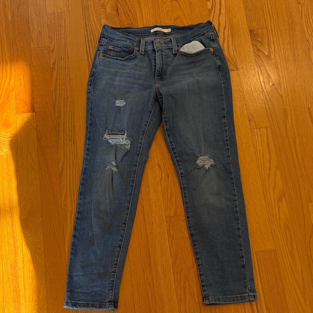Levi's Women's Distressed Ankle Jeans - Dark Blue